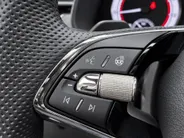 Škoda Kamiq 1.0 TSI 110pk DSG Monte Carlo · Camera · Keyless · Stoelverwarming · Apple/Android Car Play · Elek. Achterklep · 18'Velgen · Sportstoelen ·