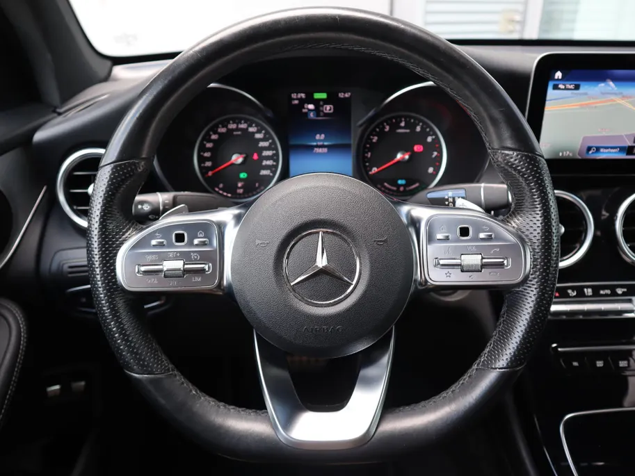 Mercedes-Benz GLC Coupé 300e 4MATIC Business Solution AMG l Panoramadak l Stoelverwarming l Achteruitrij camera