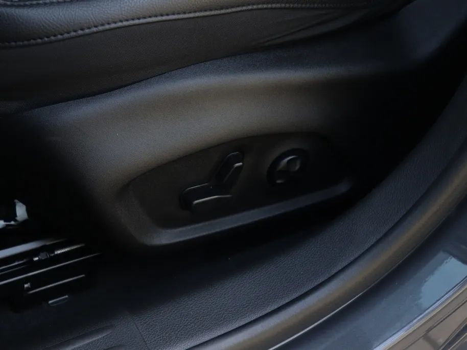 Jeep Compass 1.5T e-Hybrid 130 PK Summit | Leder | Winter | Camera | LED | 19
