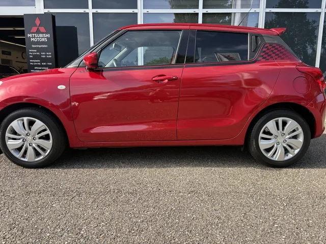 Suzuki Swift 1.0 Select