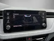 Škoda Kamiq 1.0 TSI 115pk Selection · Apple/Android Car Play · P-Sensoren · Cruise Control · DAB · 16'' Inch · Garantie t/m 18-06-2028 of 100.000km