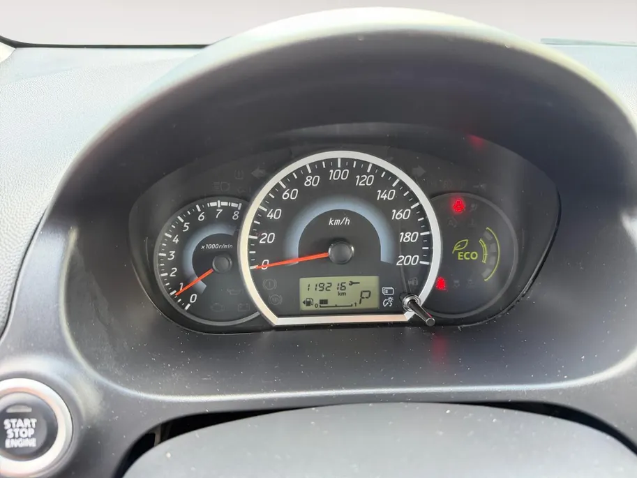 Mitsubishi Space Star 1.2 Intense Automaat | Nette auto | Climate control | afneembare trekhaak | Keyless Entry | 12 maanden BOVAG garantie |