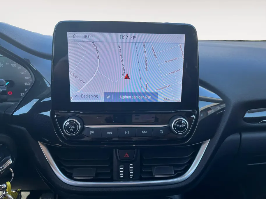 Ford Puma 1.0 EcoBoost Hybrid Titanium | Dealer Onderhouden | Parkeersensoren Achter | 17' Lichtmetalen Velgen | Airco | Navigatie | Apple Carplay & Android Auto | Bovag Garantie