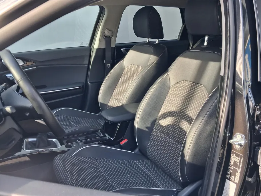 Kia Ceed Sportswagon Sw 1.0 T-GDi 100pk DynamicPlusLine |Navi |Camera |21dkm!