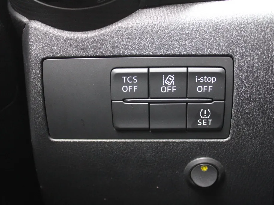 Mazda CX-3 2.0 SkyActiv-G 120 GT-M | Stuur-/stoelverwarming | Leer | Dodehoek detectie | Camera | Bose | HUD | LED | 18' LM | Cruise adapt. | Navi | Clima |