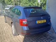 Škoda Octavia Combi 1.0 TSI Greentech Business Edition | Navigatie | Cruise Control | LM Velgen  | Apple Carplay/Android Auto | Parkeersensor achter | DAB