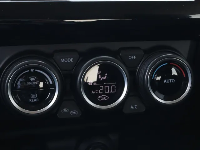 Suzuki Swift 1.2 Style Smart Hybrid AdaptiveCruise | Carplay | Keyless VERKOCHT