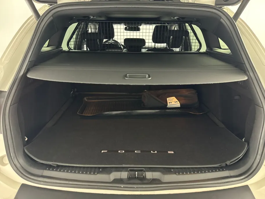 Ford Focus Wagon 1.5 EcoBoost Active Business Automaat | Panoramadak | 18'' L.M. Velgen | Elektrische Achterklep