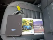 Ford EcoSport 1.0 EcoBoost Active | Stoel- stuur en voorruitverwarming | Contrasterend dak | Hoge instap | 17inch lichtmetalen velgen