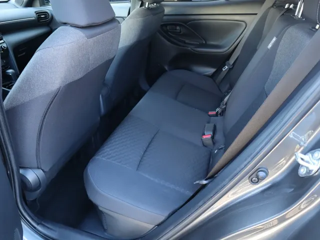 Toyota Yaris Cross 1.5 Hybrid 115 Dynamic Parkeersensoren | Stuur en stoelverwarming