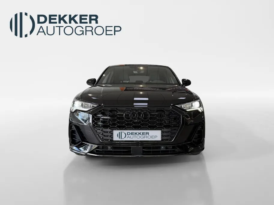 Audi Q3 Sportback 45 TFSI quattro edition one Black Pack - Pano-schuif/kanteldak - Trekhaak