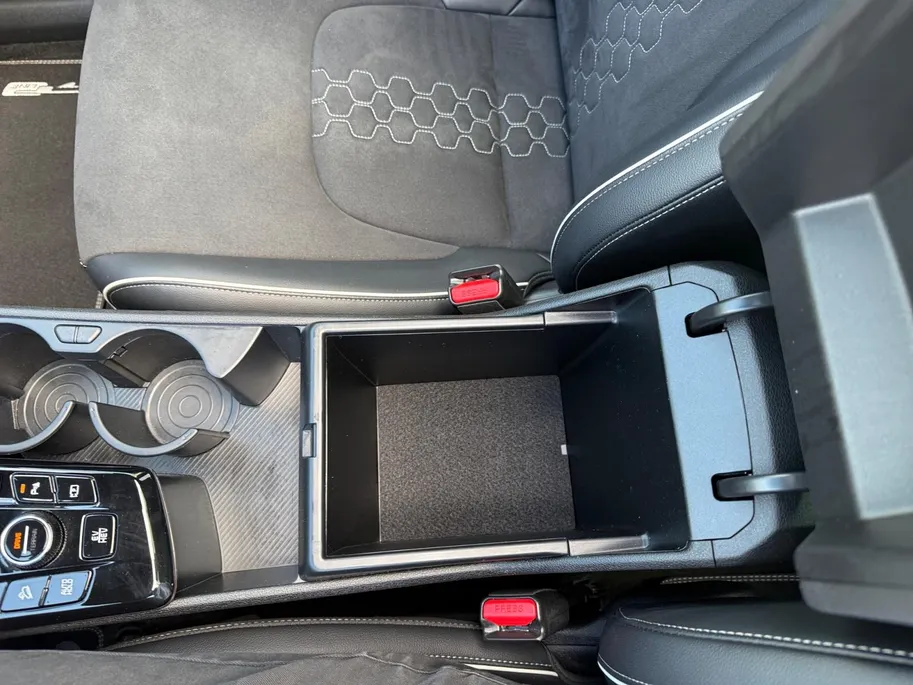 Kia Sportage 1.6 T-GDi Plug-in Hybrid AWD GT-Line Origineel Nederlands | Dealer onderhouden| Resterende fabrieksgarantie | Stoelverwarming + stuurverwarming | Schuifkanteldak |