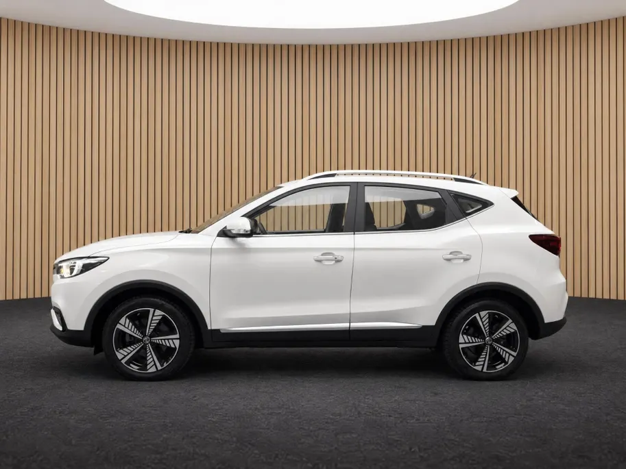 MG ZS EV MG Luxury 45 kWh SOH 91% | Navigatie | Schuifkanteldak | ACC | Leder interieur | Stoelverwarming |