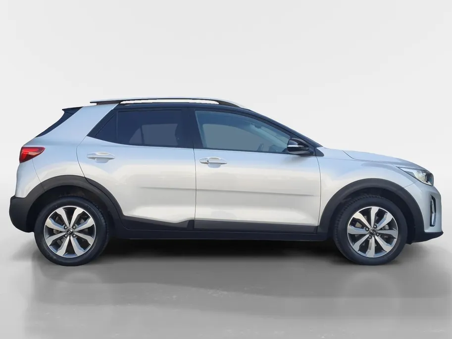 Kia Stonic 1.0T MHEV DynamicPlusLine | Trekhaak | Navigatie | Climate control | Cruise control | Keyless met startknop | Getinte ramen achter | Apple Carplay / Android Auto |