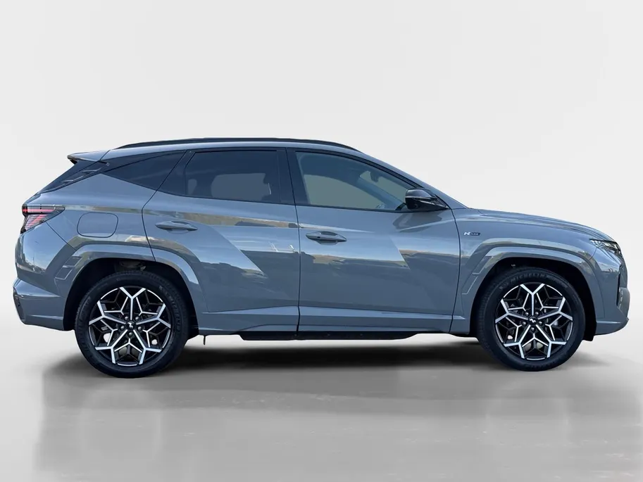 Hyundai Tucson 1.6 T-GDI PHEV N Line 4WD | 66km WLTP elektrisch | Navigatie | Apple Carplay & Android Auto | Adaptive cruise control | Parkeersensoren rondom | 360 camera | Stoelverwarming & koeling voor |