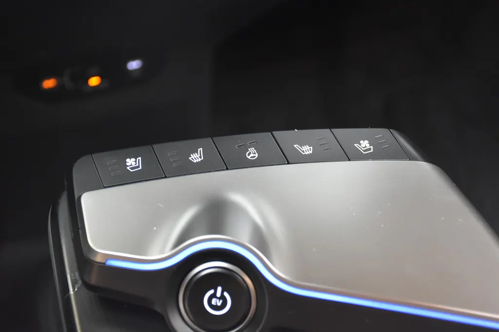 Kia EV6 84kWh 229pk RWD Plus Advanced PANO DAK NIEUW - SNEL LEVERBAAR