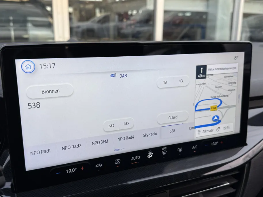 Ford Focus Wagon 1.0 EcoBoost Hybrid ST Line
