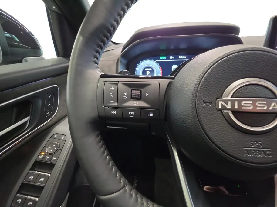 Nissan QASHQAI 1.3 MHEV Xtronic Tekna Plus | Full option! | Panorama dak | Stoel massage & verwarming | Elektrische achterklep | Head-up display |