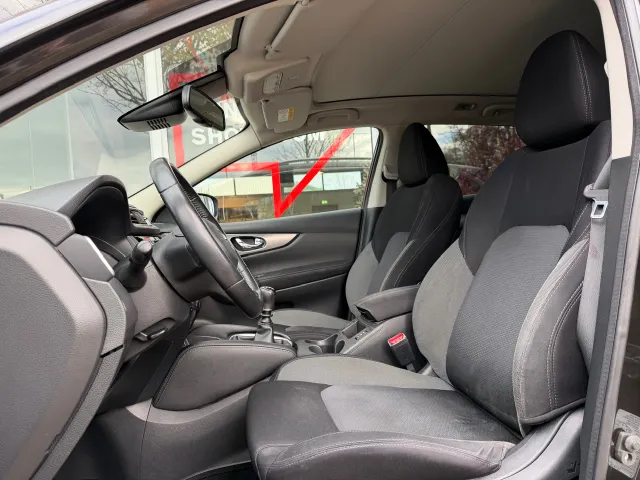 Nissan QASHQAI 1.2 DIG-T 115pk N-Connecta | Panoramadak | Navigatie | 360-Camera | Blind Spot | Keyless
