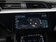 Audi e-tron Sportback 55 Quattro S edition 95 kWh 408pk · SOH 93,7% · Panoramadak · Luchtvering · Virtual Mirror's · 360 Camera · Apple/Android Cra Play · Head-Up · 21'' Inch ·