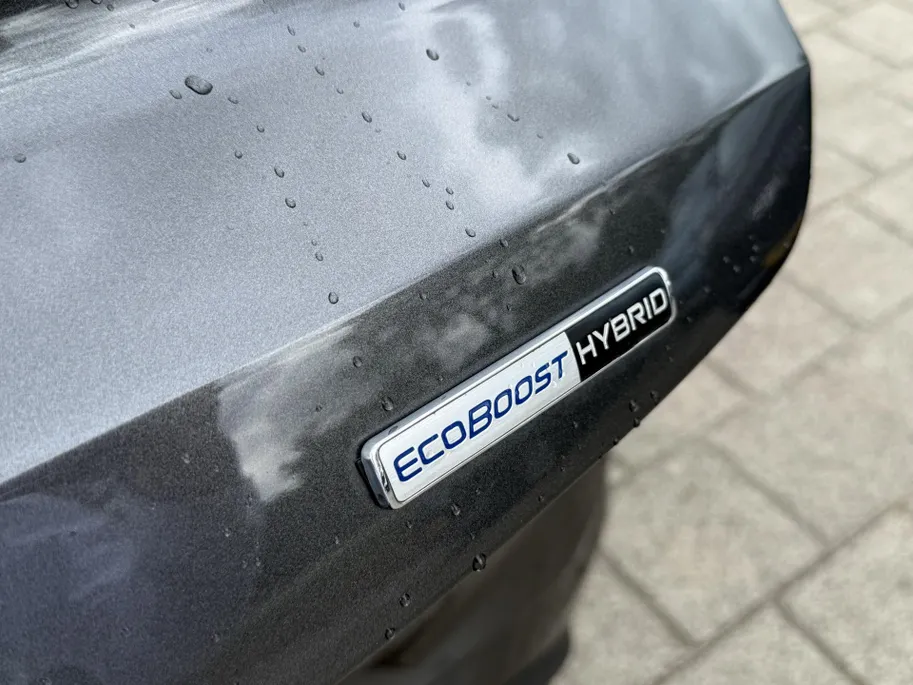 Ford Puma 1.0 EcoBoost Hybrid 125 pk ST-Line Navigatie - Apple Carplay/Android Auto - Winter Pack