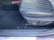 Ford Focus 1.0 EcoBoost 125 pk Vignale Wagon Panoramadak - Design Pack - Winter Pack - Lederen bekleding