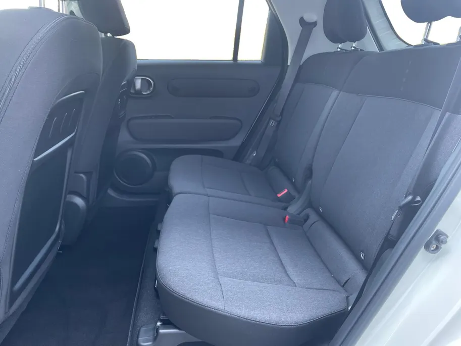 Hyundai Inster Evolve Sky 49 kWh DIRECT LEVERBAAR |