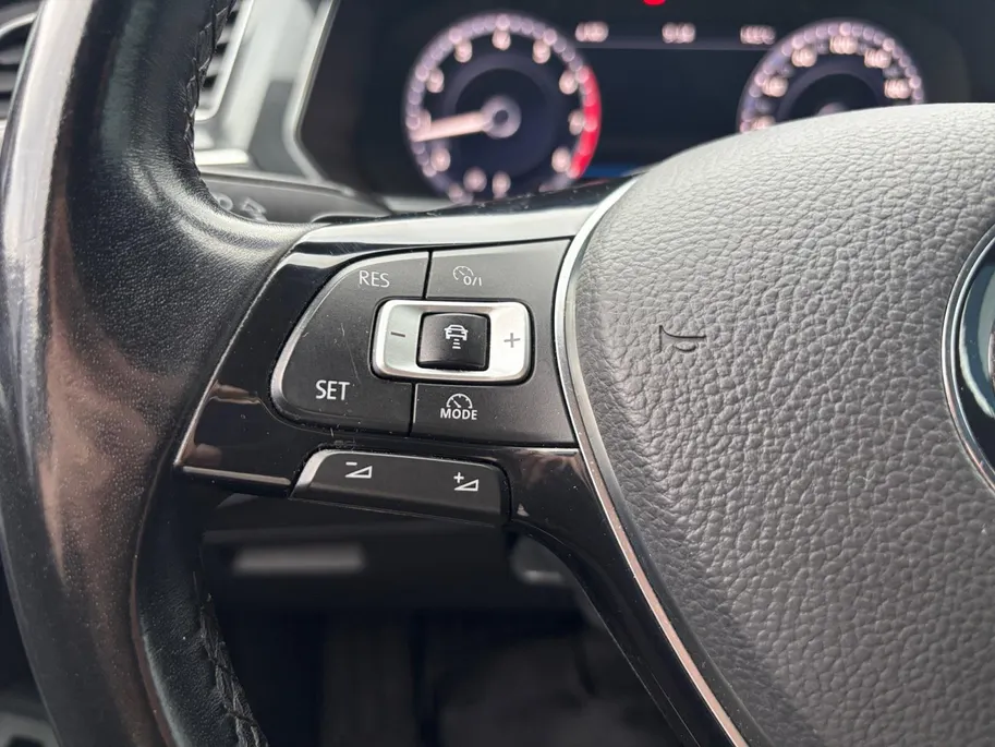 Volkswagen Tiguan 2.0 TSI 4Motion Highline | Trekhaak | Adapt. Cruise Control | Stoelverwarming | Climate Control | Parkeersensoren |