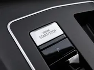 Volkswagen Golf Variant 1.5eTSI/116PK Life Edition · Navigatie · Trekhaak · Apple/Android Car Play · Stoelverwarming · Garantie t/m 26-03-2027