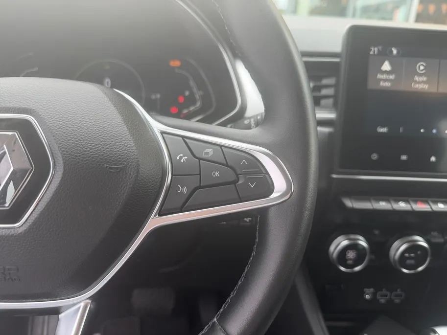 Renault Captur 1.6 E-Tech Hybrid 145 Intens | Automaat | Dealer Onderhouden | Camera | All Season Banden | Climate & Cruise Control | Apple Carplay & Android Auto | 12 Maanden BOVAG Garantie