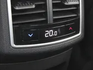 Kia Sportage 1.6 T-GDi Hybrid DynamicLine | Stuur-/stoelverwarming | Camera | Elek. stoelverstelling | Cruise adapt. | LED |  Telefoonlader | 18' LM | Clima |
