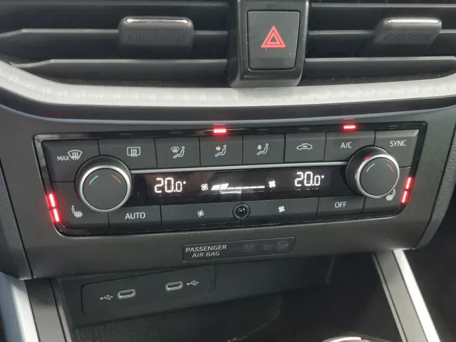 SEAT Arona 1.0 EcoTSI FR Business Connect PDC V+A | rijklaarprijs !!