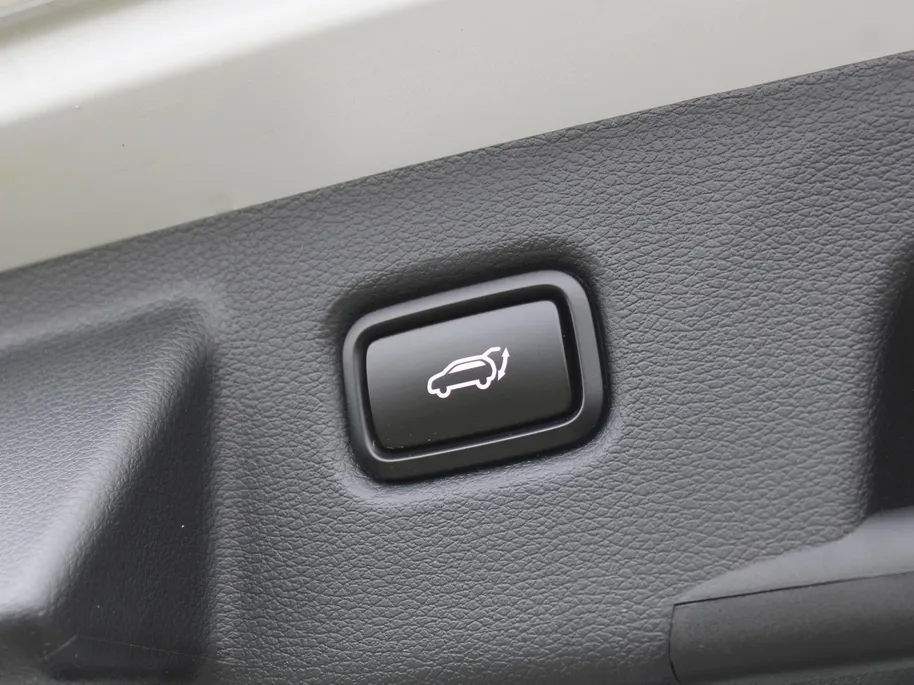 Kia Ceed Sportswagon 1.5 T-GDi DynamicPlusLine | Stoel- & stuurverwarming | Camera | Clima | Cruise adapt. | LED | Navi | Elek. achterklep | 16' LM |