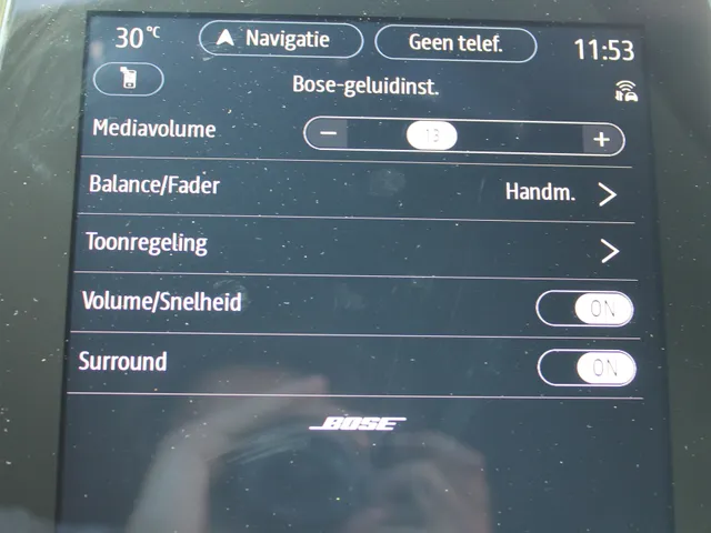 Renault Arkana 1.6 E-Tech Hybrid 145 R.S. Line | navigatie | lederen bekleding | BOSE audio
