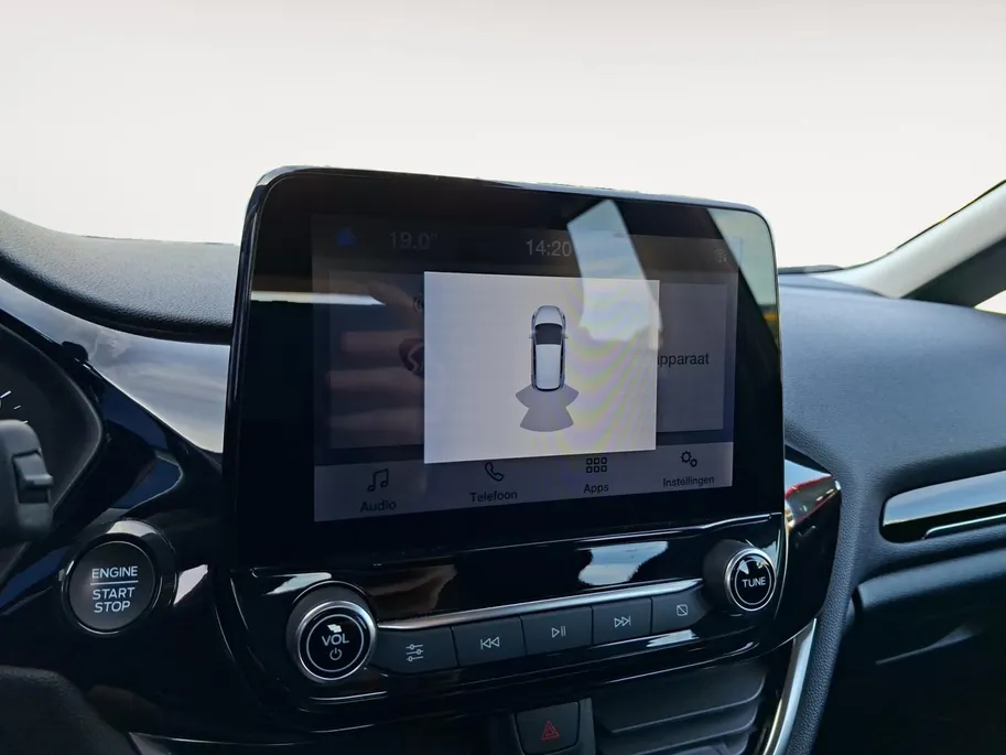 Ford Fiesta 1.0 EcoBoost Hybrid Titanium | Stoel- stuur en voorruitverwarming | Apple Carplay & Android auto | Cruise control