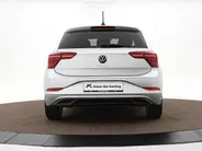 Volkswagen Polo 1.0 TSI 95pk DSG Style · Camera · Stoelverwarming · Apple/Android Car Play · Dodehoeksensoren · IQ Light · Navigatie · P-Sensoren · Getint Glas · 16'' Inch ·