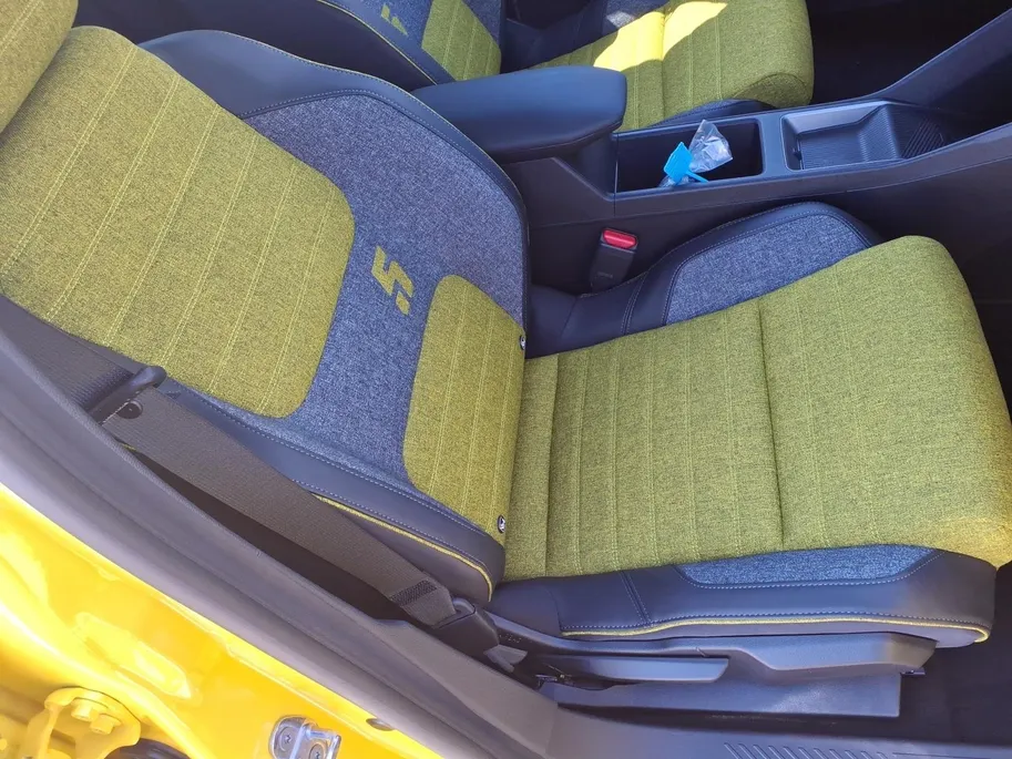 Renault 5 comfort range iconic cinq 52 kWh Renault 5 E-TECH Electric Iconic 150 PK Comfort Range nu met 1.600,- voorraad korting