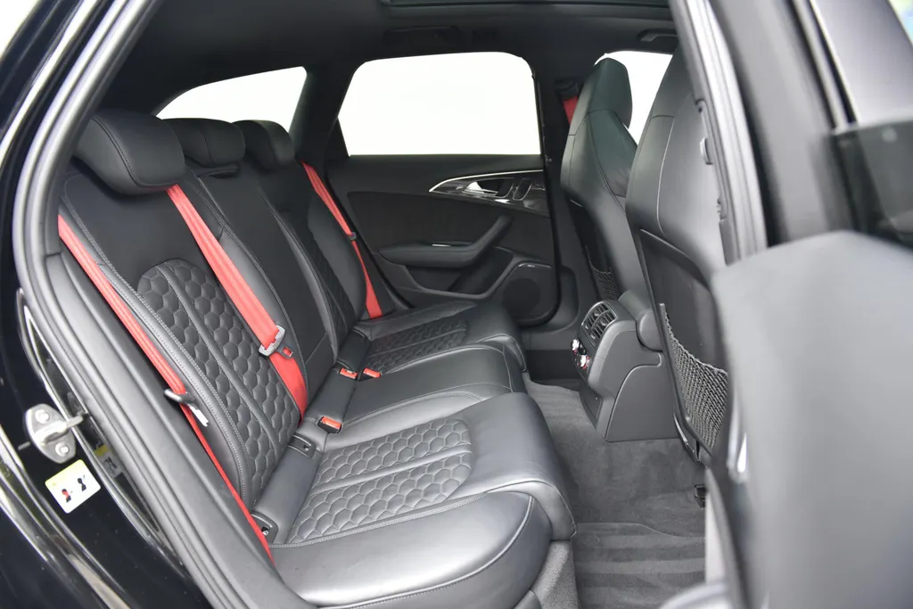Audi RS6 Avant 4.0 TFSI Quattro Performance Pro Line Plus