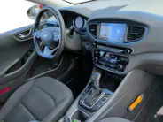Hyundai IONIQ 1.6 GDi Comfort | Zeer zuinig | Automaat | Climate | Cruise | Carplay |NU Rijklaarprijs! Incl.12 Maanden, APK, Onderhoudsbeurt etc! Premiumpakket gratis!