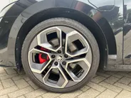 Škoda Octavia Combi 1.4 TSI 245pk DSG RS iV PHEV Business · Panoramadak · Camera · Wegklapbare Trekhaak · Stoelverwarming voor+achter · 19'' Inch ·