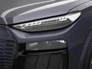 Audi Q6 e-tron Launch edition quattro 100Kwh 388 PK · Panorama dak · Assistentiepakket Veiligheid · Tech Pro