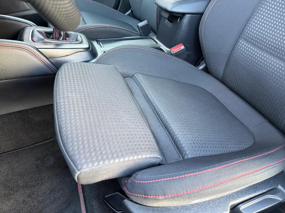 Ford Focus Wagon 1.0 EcoBoost Hybrid ST Line X | NL Auto | Volledig dealeronderhouden | Winter Pack | Driver Assistance Pack | Apple Carplay & Android Auto |