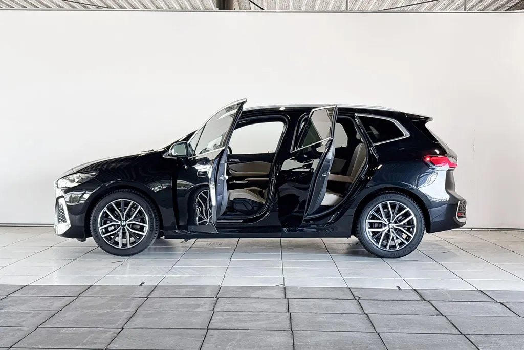 BMW 2 Serie Active Tourer 220i Premium Pack M Sportpakket