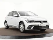Volkswagen Polo 1.0 TSI 95pk DSG Style · Camera · Apple/Android Car Play · Navigatie · P-Sensoren · Climatronic · Stoelverwarming · 15'' Inch ·