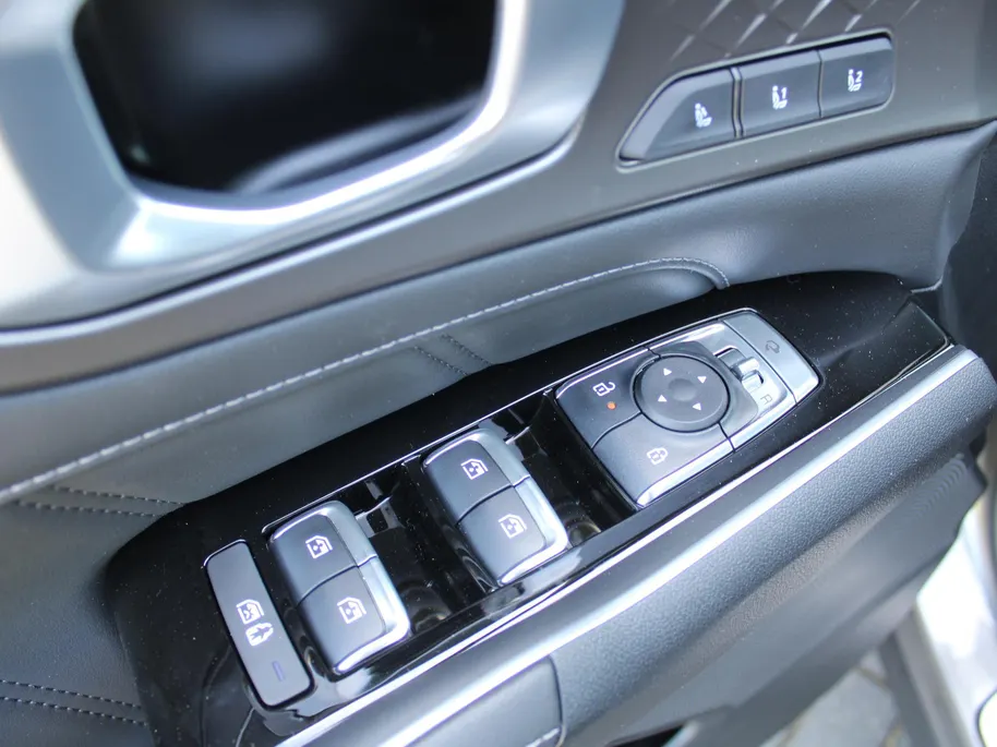 Kia Sorento 1.6 T-GDi Plug-in Hybrid 4WD ExecutiveLine 7p | Automaat | Nieuw | Direct leverbaar |