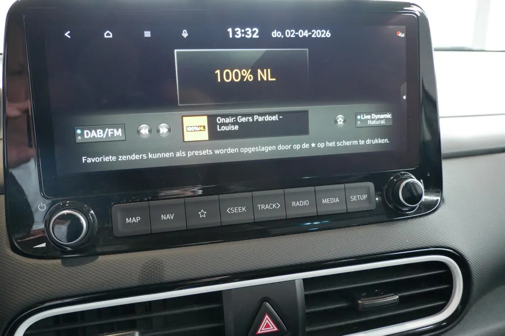 Hyundai Kona 1.6 GDI HEV Fashion | Parkeersensoren achter | Dodehoek sensoren | LM wielen | Climate controle | Adaptive cruise controle | Intelligente sleutel | Navigatie | Bluetooth | Zeer nette auto |