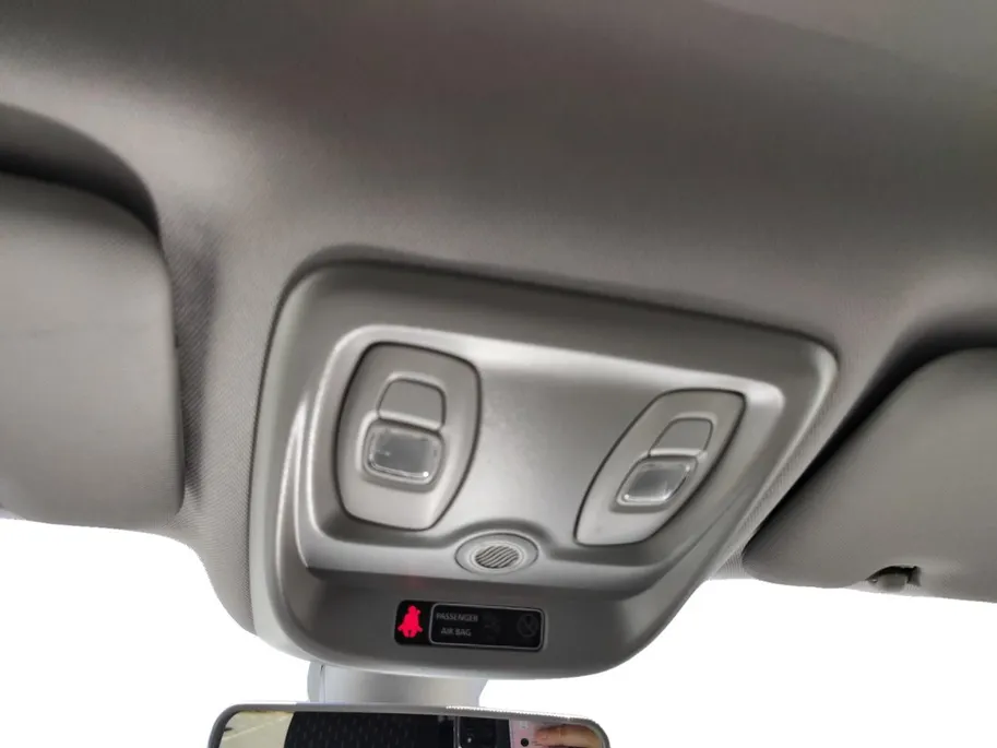 Renault Captur 0.9 TCe Intens | Clima | Camera | Navi | NU Rijklaarprijs! Incl. 12 maanden garantie, APK, Onderhoudsbeurt etc. Premiumpakket gratis! |