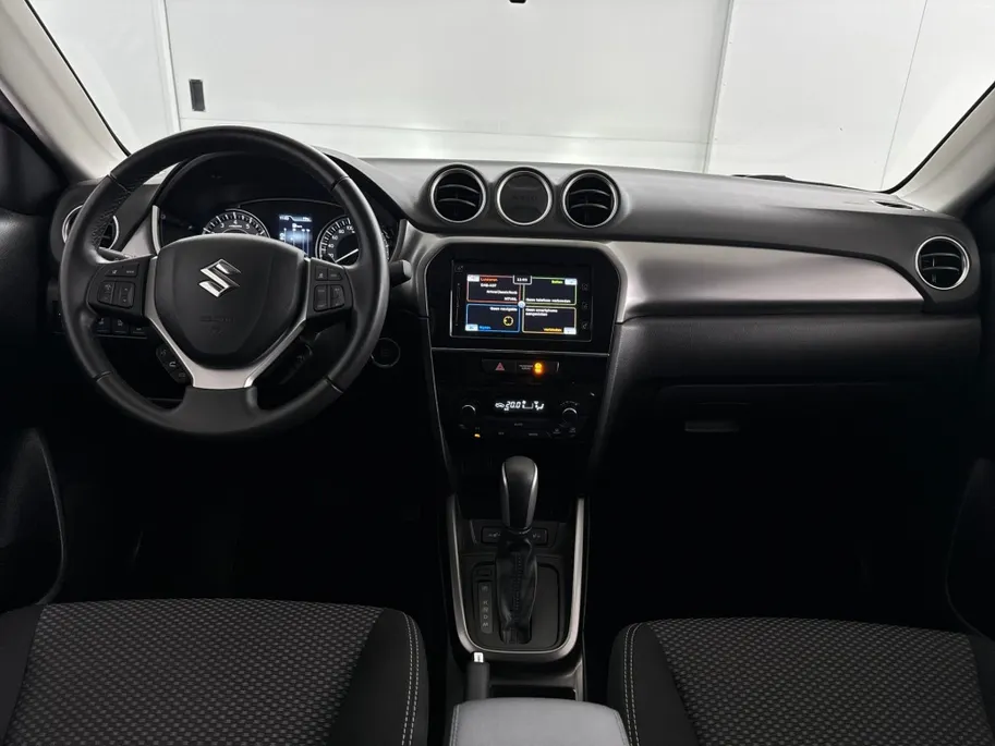 Suzuki Vitara 1.4 Boosterjet Select Smart Hybrid Automaat | Navigatie | Parkeercamera | Trekhaak