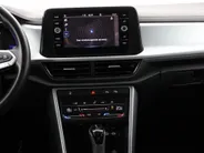 Volkswagen T-Roc 1.5 TSI 150pk DSG Life · Apple/Android Car Play · Camera · Climatronic · Navigatie · 16'' Inch ·