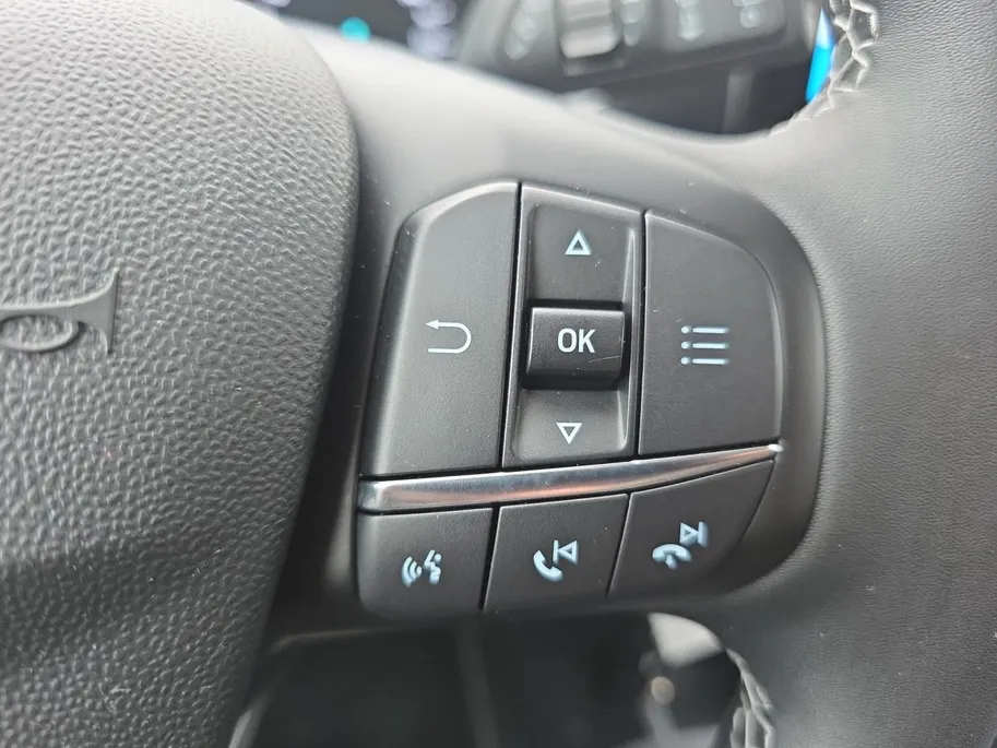 Ford Fiesta 1.0 EcoBoost Titanium | Android Auto/ Apple Carplay | Winterpakket | Parkeersensoren achter | Led koplampen | 12 maanden garantie